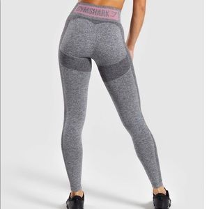 SOLD ON MERC. NWT Gymshark High Waisted